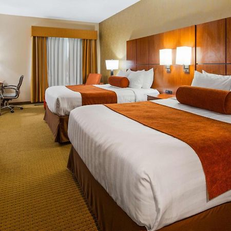 Best Western Plus Finger Lakes Inn & Suites Cortland Buitenkant foto