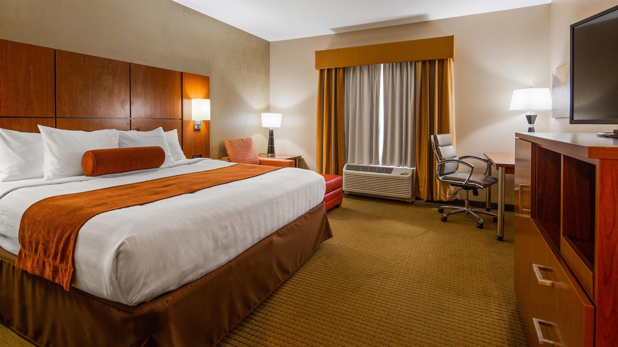 Best Western Plus Finger Lakes Inn & Suites Cortland Buitenkant foto