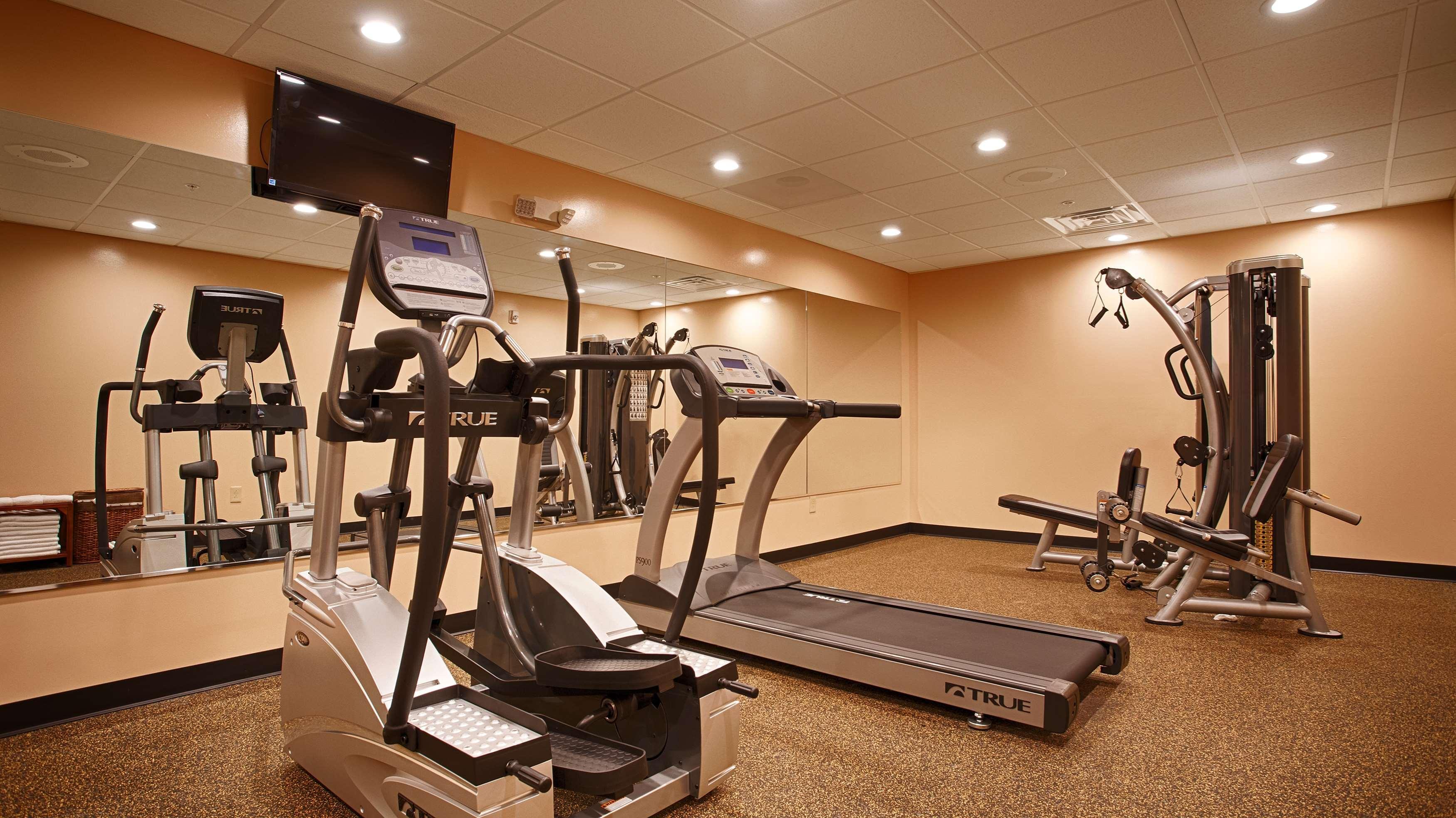 Best Western Plus Finger Lakes Inn & Suites Cortland Buitenkant foto