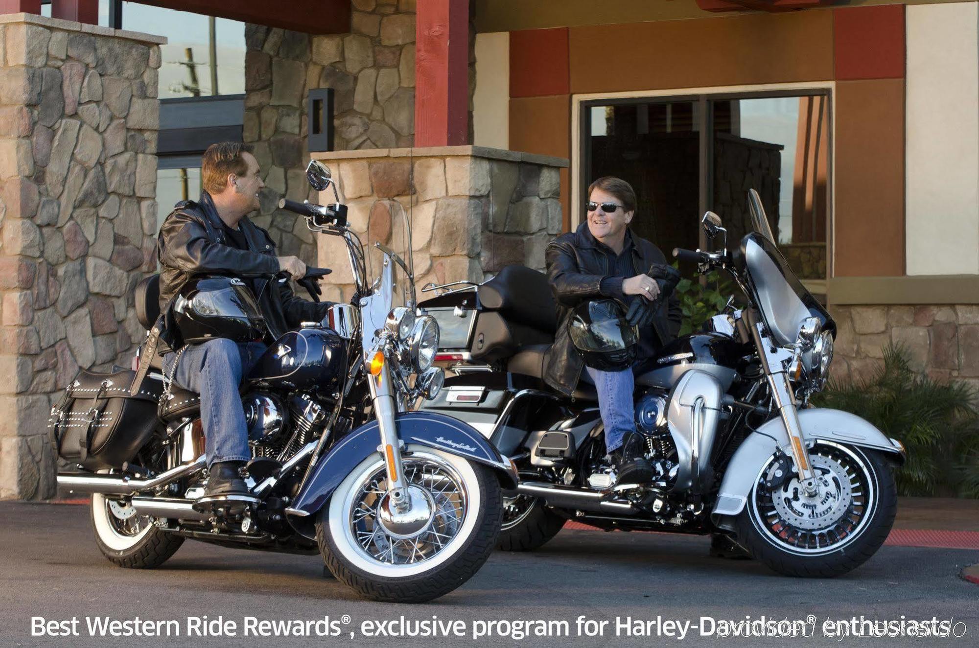 Best Western Plus Finger Lakes Inn & Suites Cortland Buitenkant foto